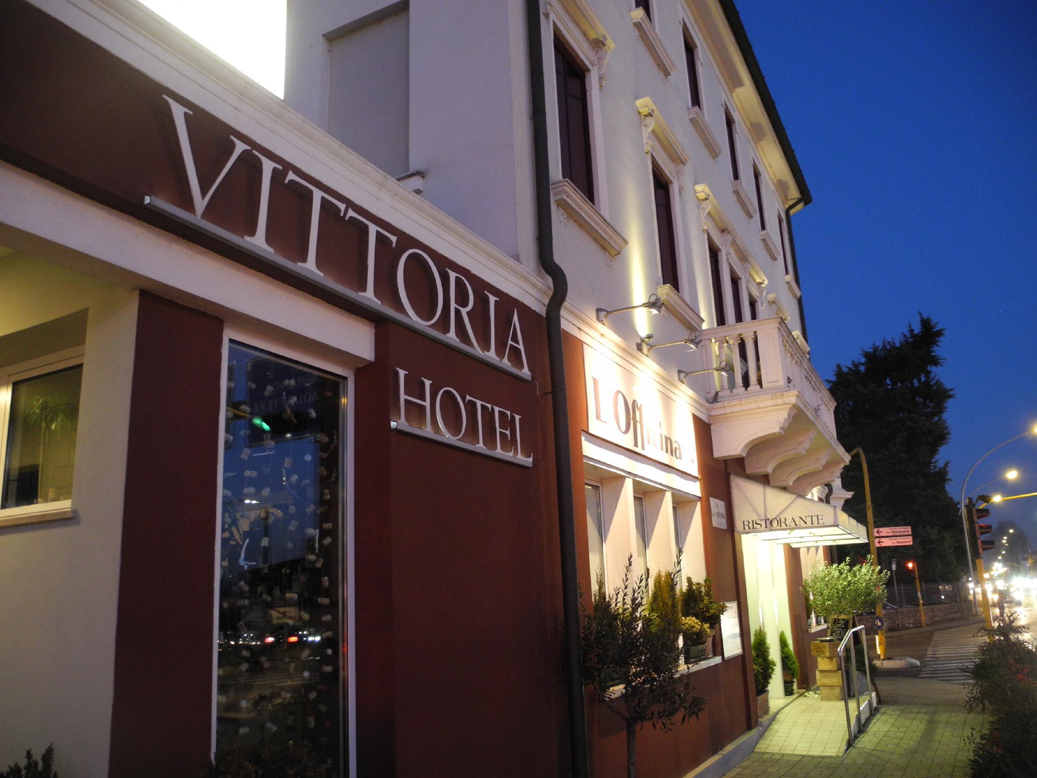 ホテル ヴィットリア