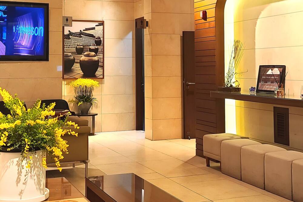 エヌ フォーシーズン 写真