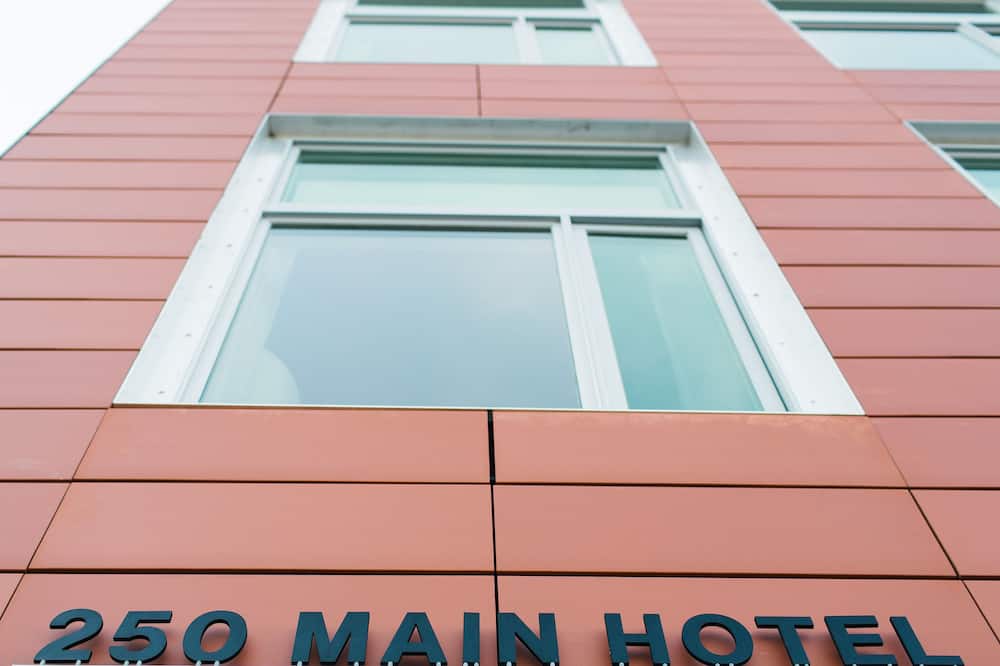 250 Main Hotel 写真