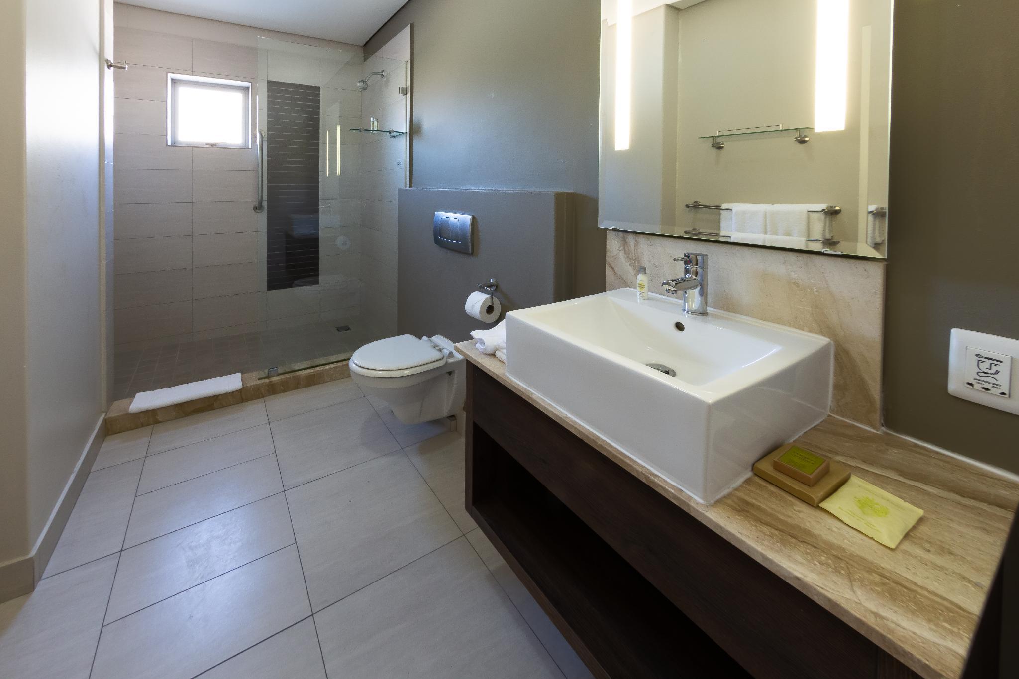 ダブルツリー バイ ヒルトン ケープタウン アッパー イーストサイド 写真