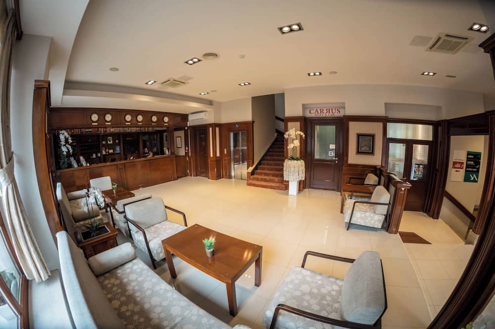 ホテル ブリストル 写真