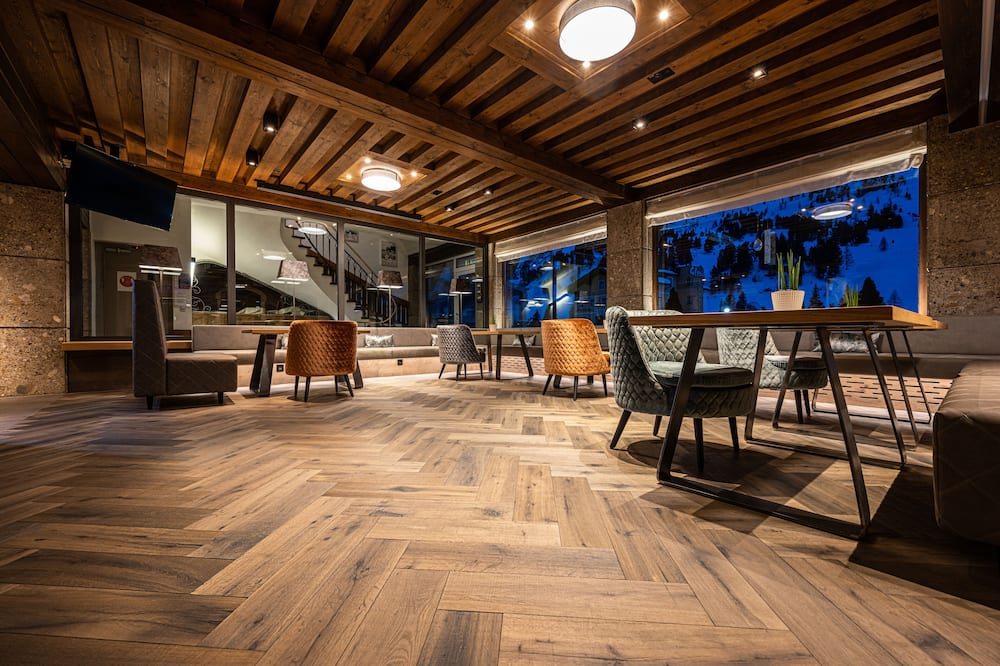 ホテル アルピナ 写真