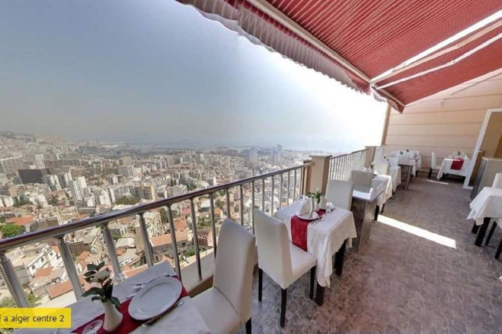 HOTEL IKRAM EL DHAYF 写真