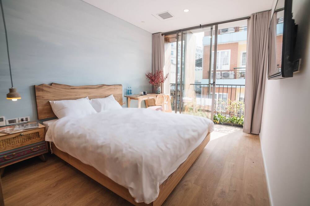 ミア カサ バイ サトリ 写真