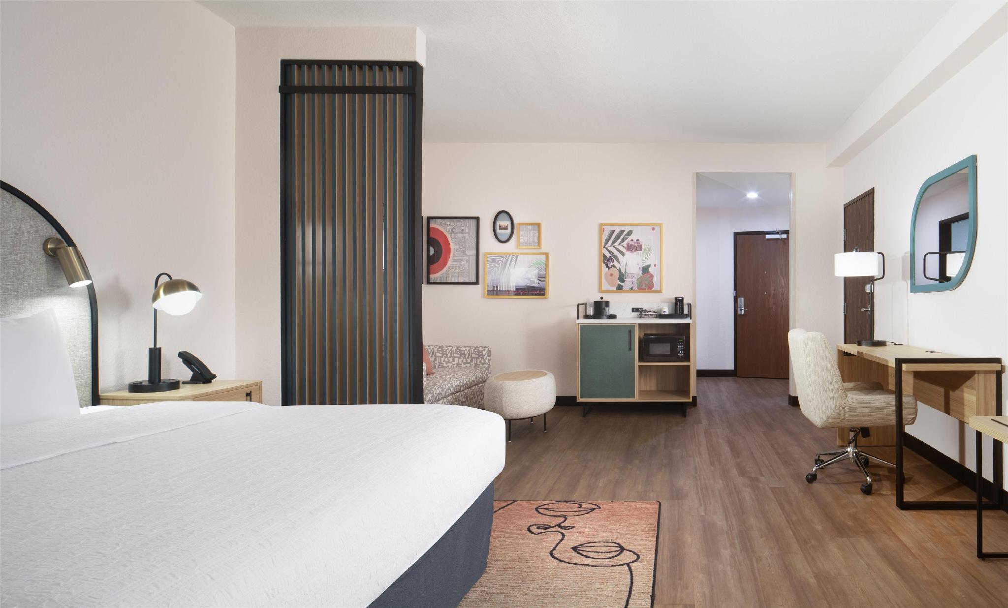 ハンプトン イン バイ ヒルトン タンパ フェアグラウンズ カジノ 写真