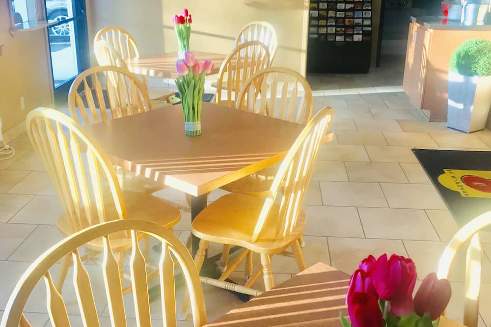 スーパー 8 バイ ウィンダム ラドクリフ フォート ノックス エリア 写真