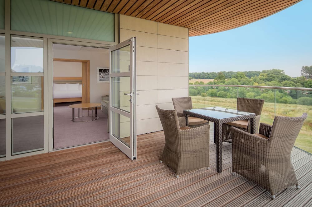 ヒルトン アット セント ジョージズ パーク バートン アポン トレント 写真