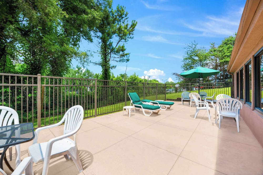 スリープ イン ステイツヴィル I-40 写真