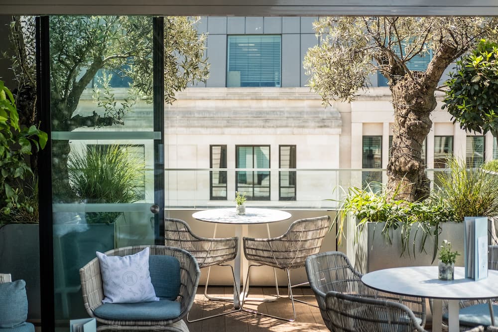 サウス プレイス ホテル 写真