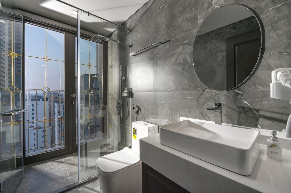 ゴールデン ロータス ラグジュアリー ホテル ダ ナン 写真