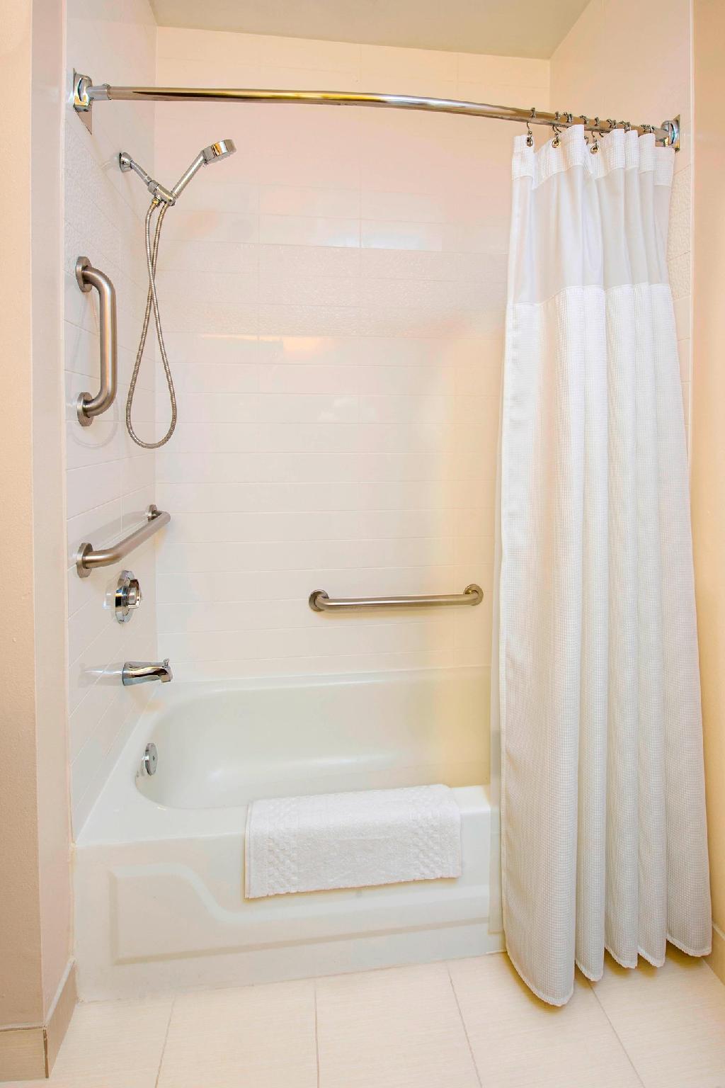 ロードウェイ イン 写真