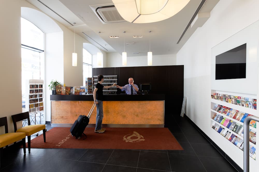 ホテル ポスト 写真