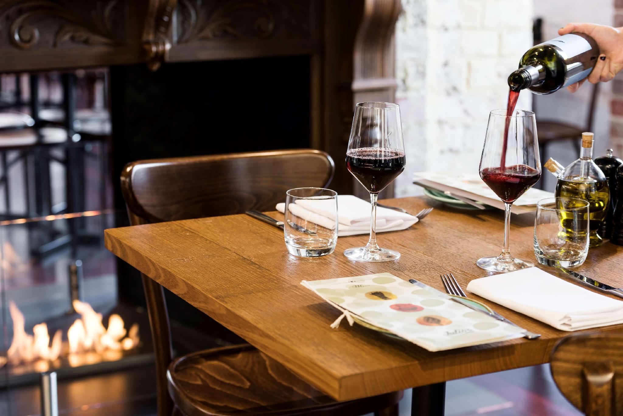 ホリデイ イン ウエスト パース バイ IHG 写真