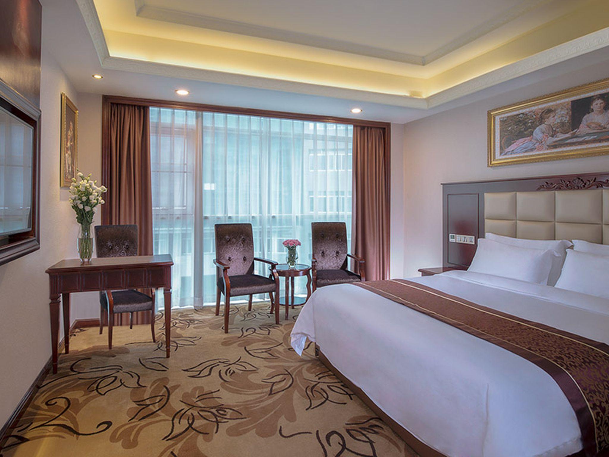 ウィーンホテル深圳展示センター崗廈駅 写真