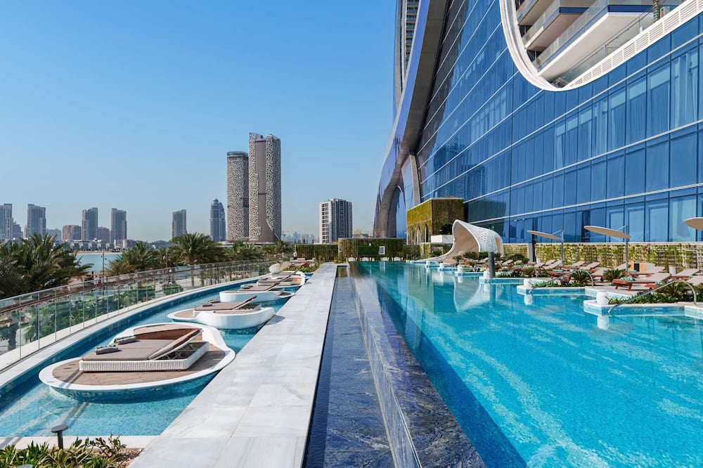 ラッフルズ ドーハ 写真