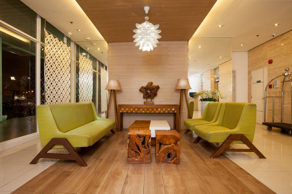 インジャップタワーホテル 写真