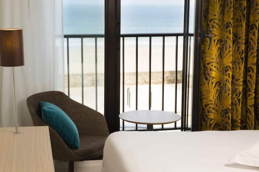 エスカル オセアニア サン マロ 写真