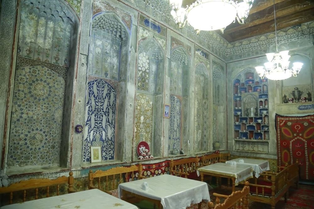 コミル ブハラ ブティック ホテル 写真