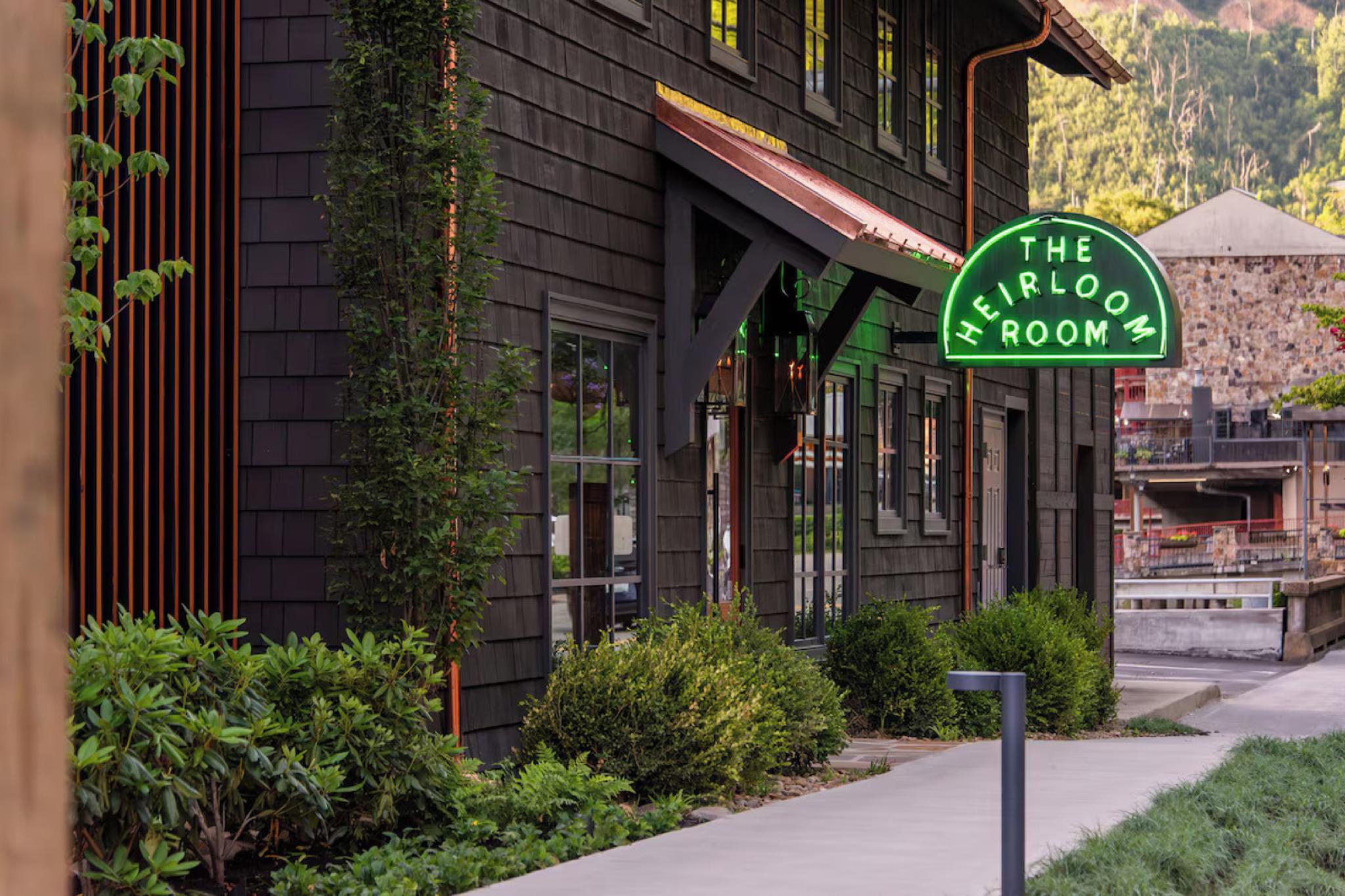 ヒストリック ロッキー ウォーターズ イン ア スモール ラグジュアリー ホテル 写真