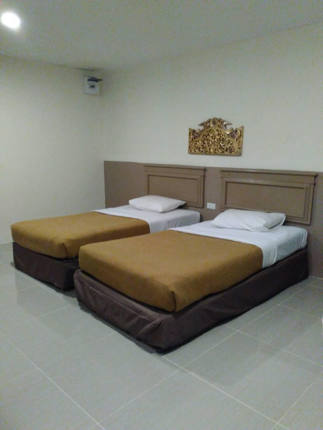 トンプーン ホテル 写真