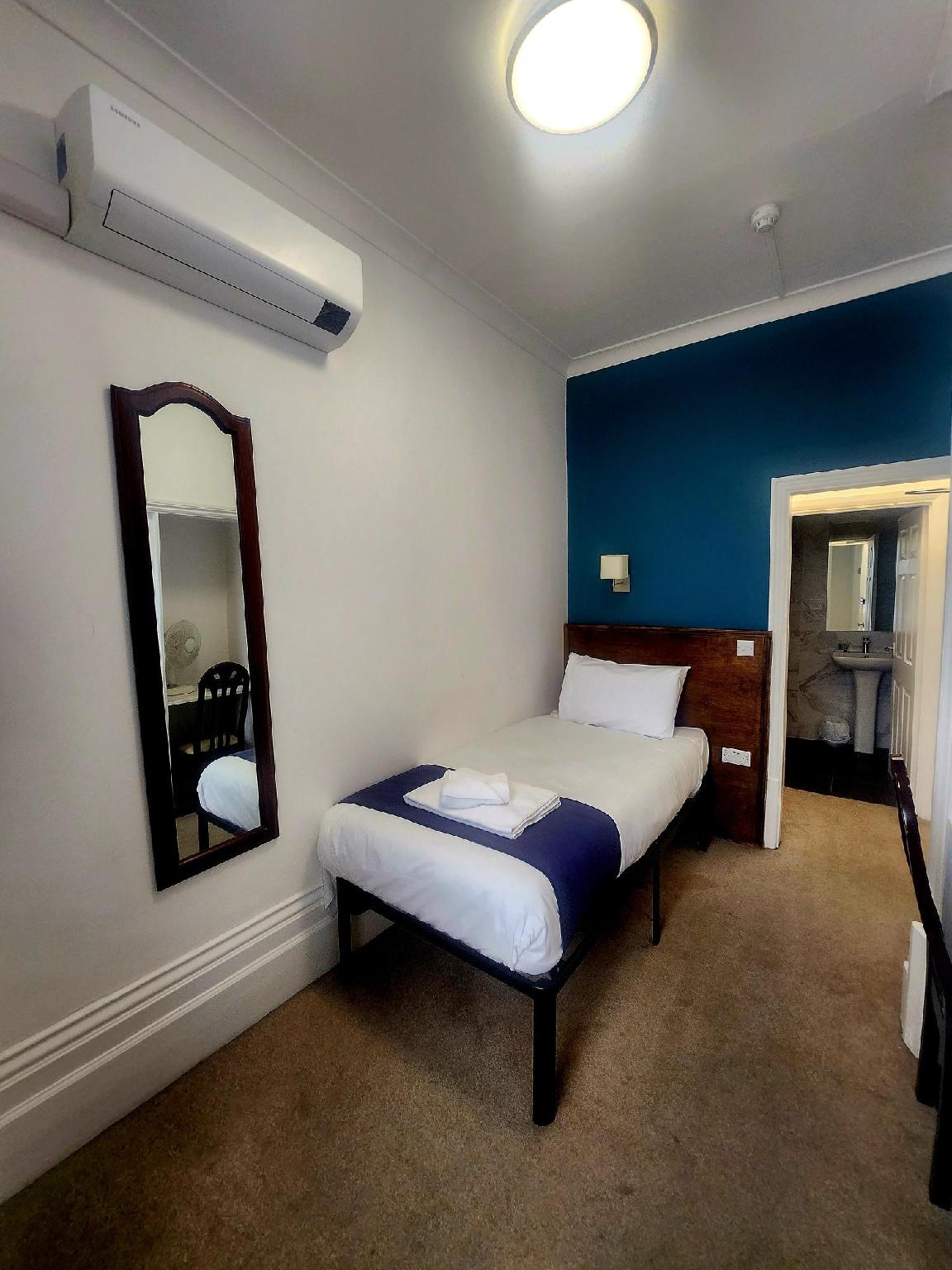 ケッペルズ ヘッド ホテル 写真