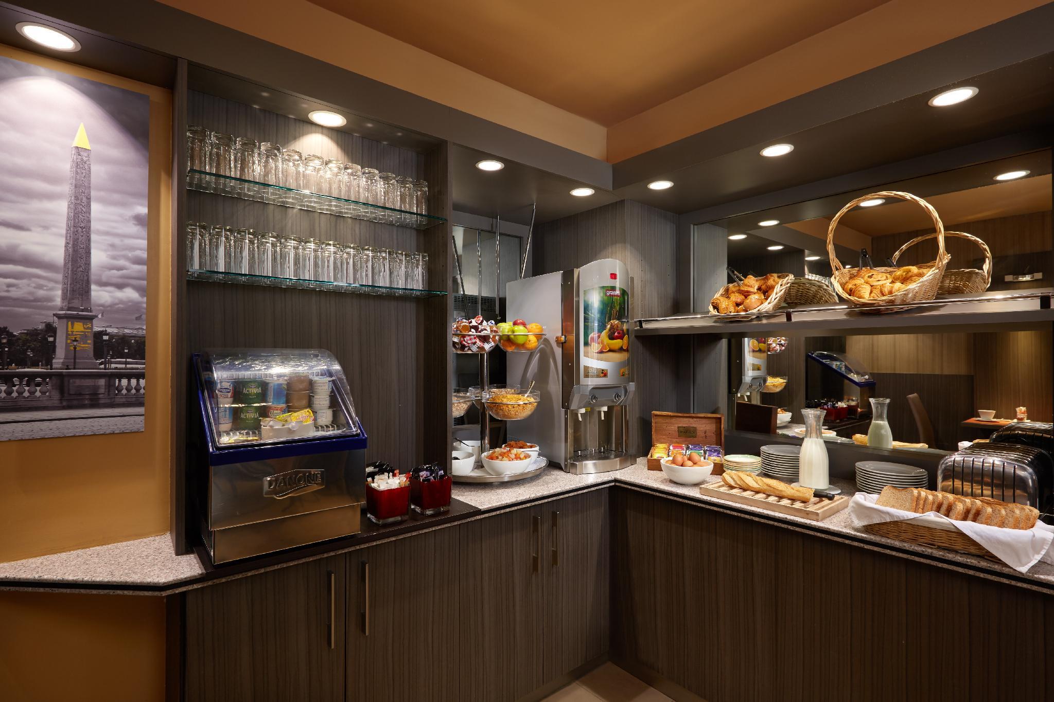 オテル ボーグルネール サン シャルル トゥール エッフェル 写真