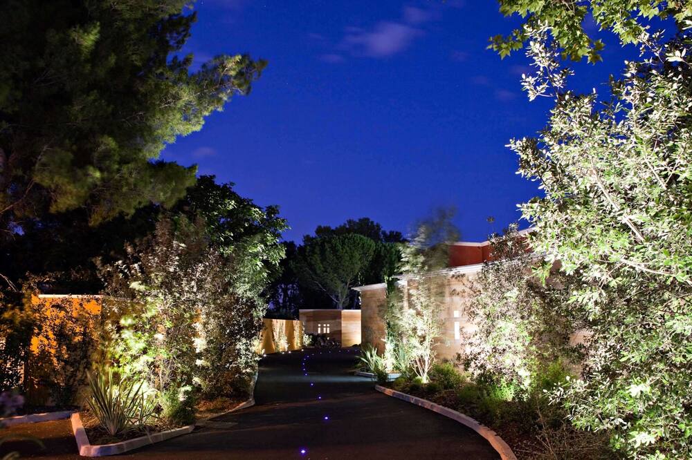 ベスト ウェスタン プラス ル ラヴァラン 写真