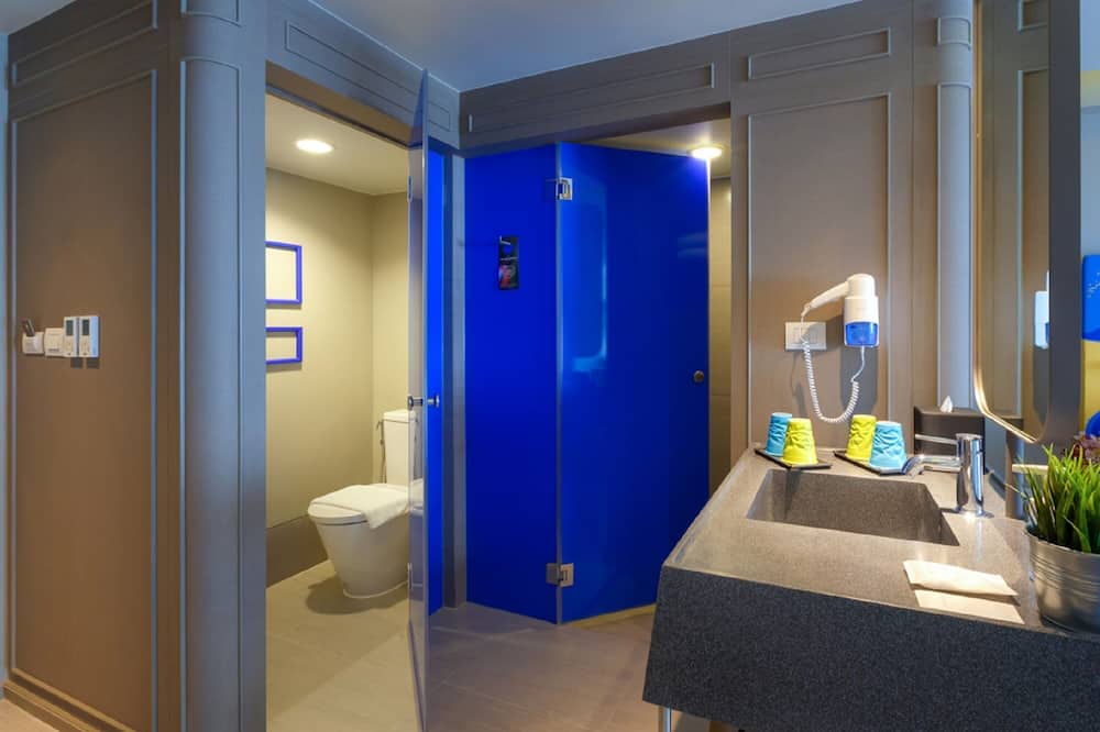 ティニディートレンディバンコクカオサン 写真