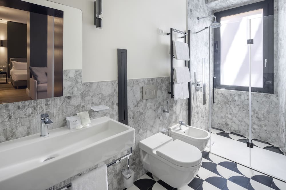 ウナ ホテルズ ガッレス ミラノ 写真