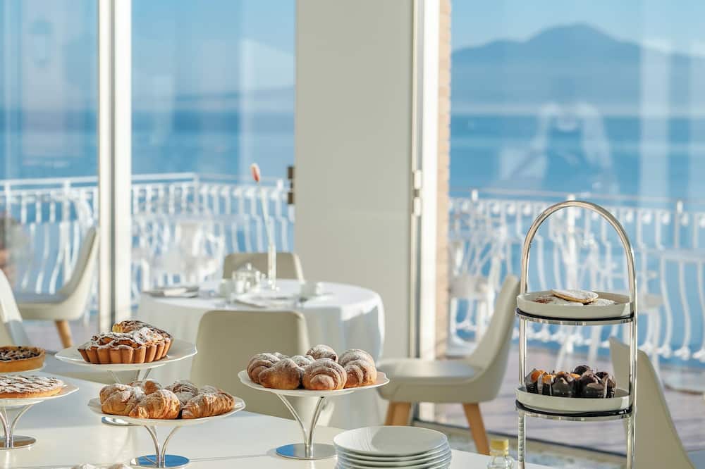 ホテル ベルエア 写真