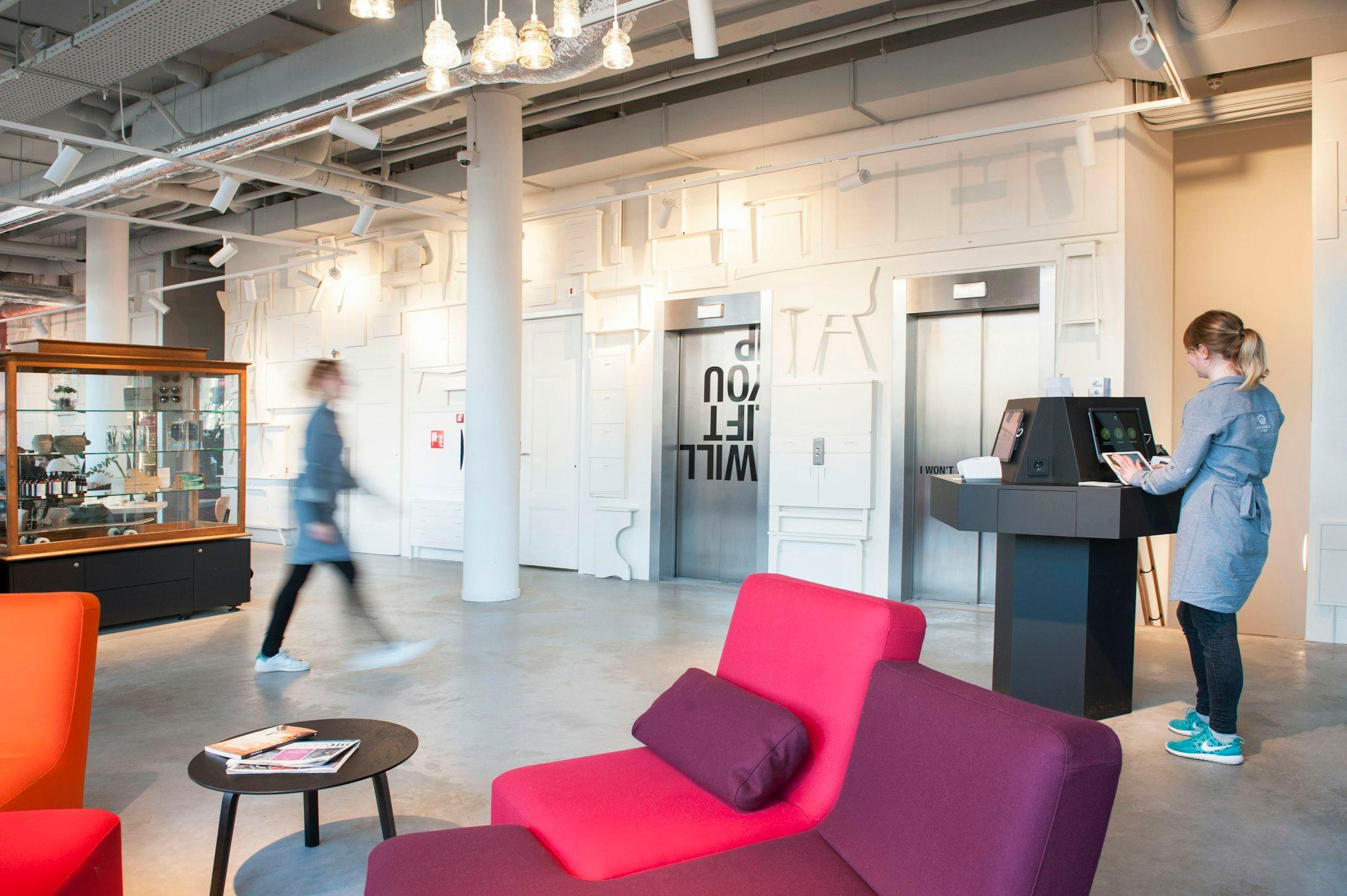 コンシャス ホテル ザ タイヤ ステーション 写真