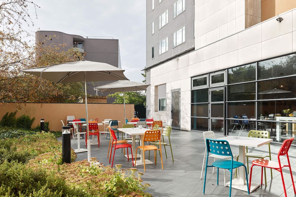 ビーアンドビー ホテル パリ グラン ロワシー シーディージー アエロポール 4エトワール 写真