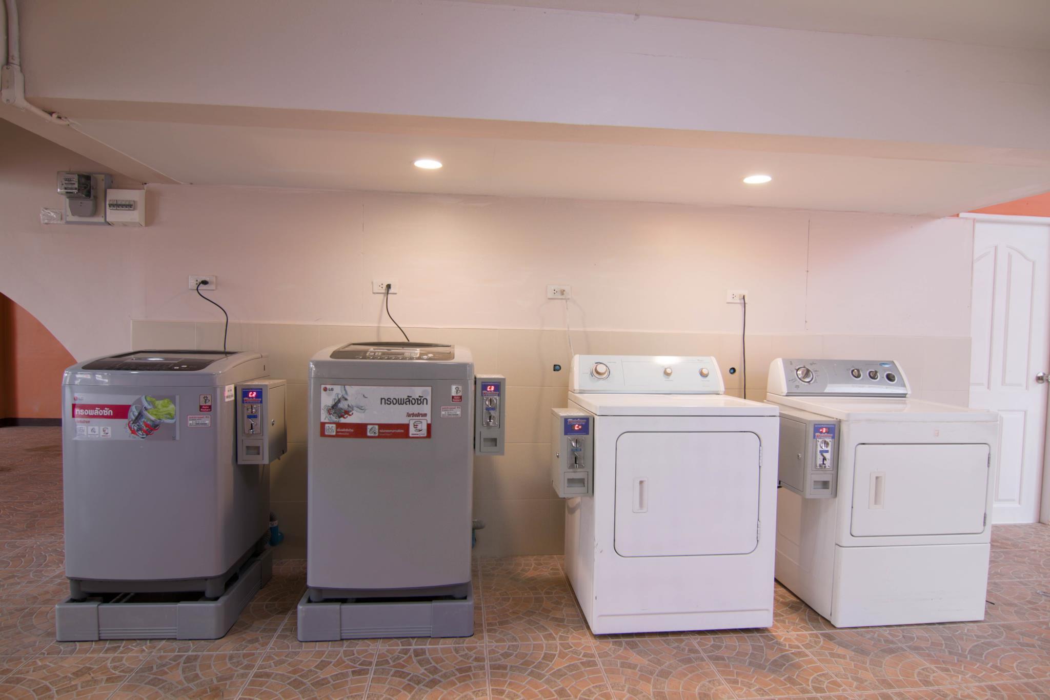 アット ホーム アット ウドン 写真