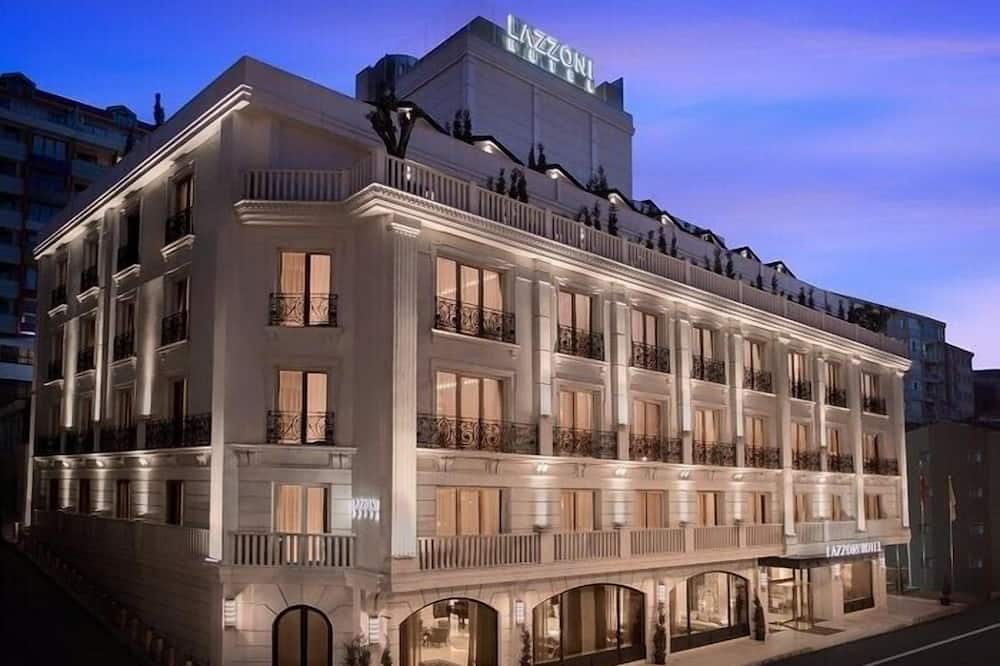 ラッゾーニ ホテル 写真