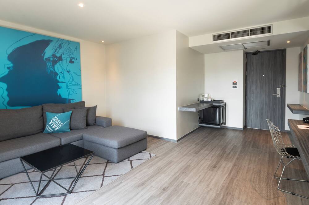 クロスバイブ バンコク スクンビット 写真