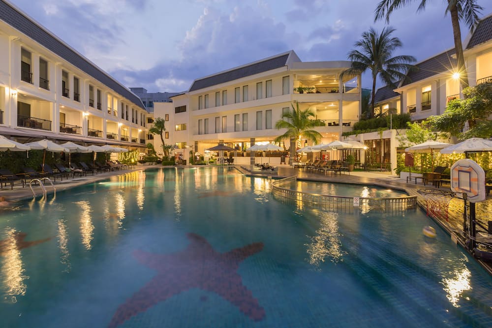 サワディ パトン リゾート & スパ バイ トラニ 写真