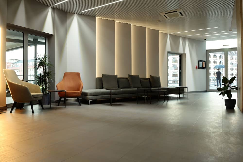 プレミア ホテル ミシュコルツ 写真