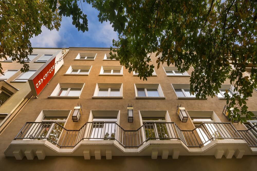 ホテル ブールバード 写真