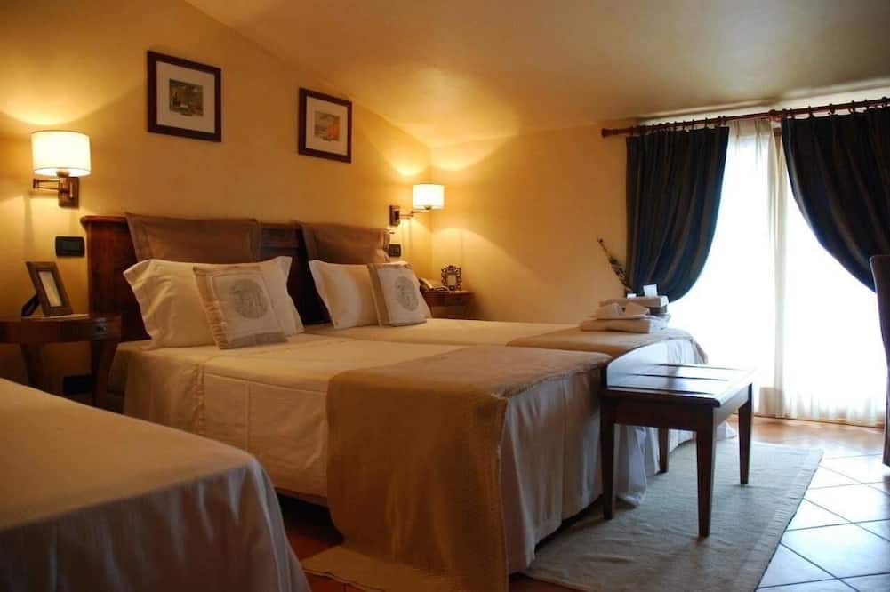 Four Points Flex by Sheraton Naples Marigliano 写真