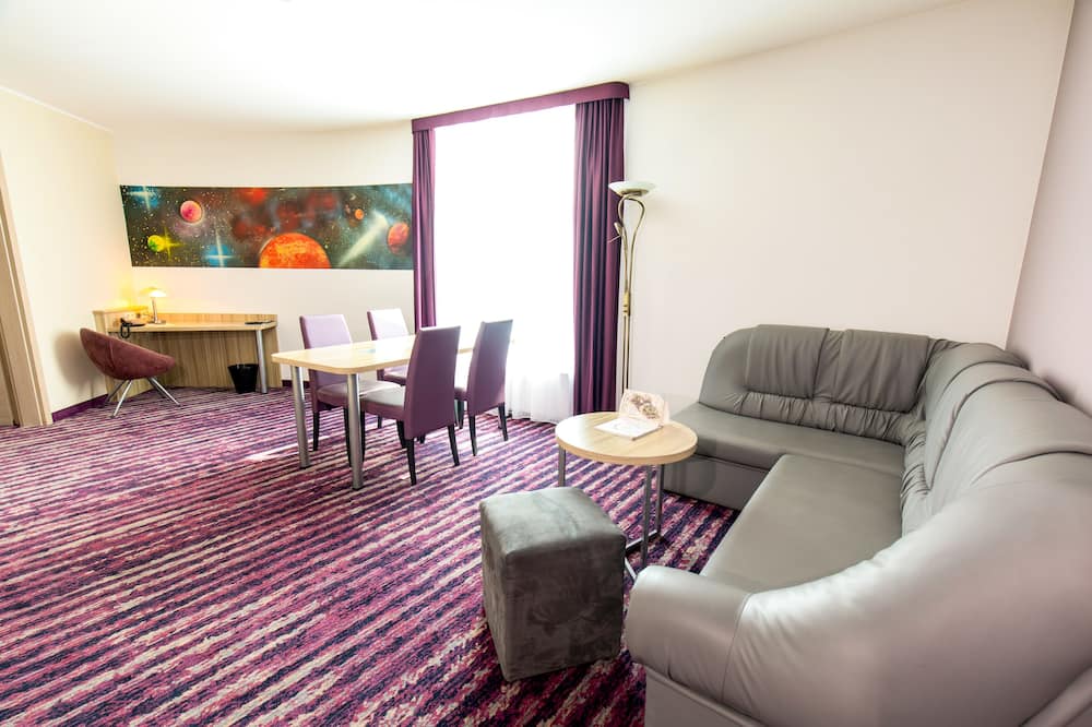 ギャラクシー ホテル 写真