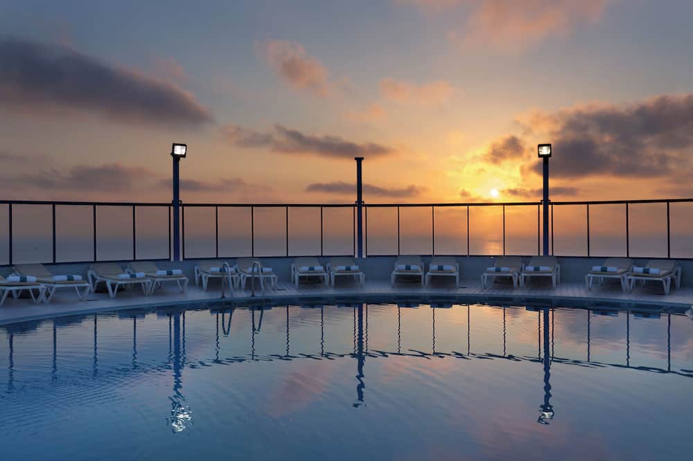 Sea Tower Hotel By Isrotel Design 写真