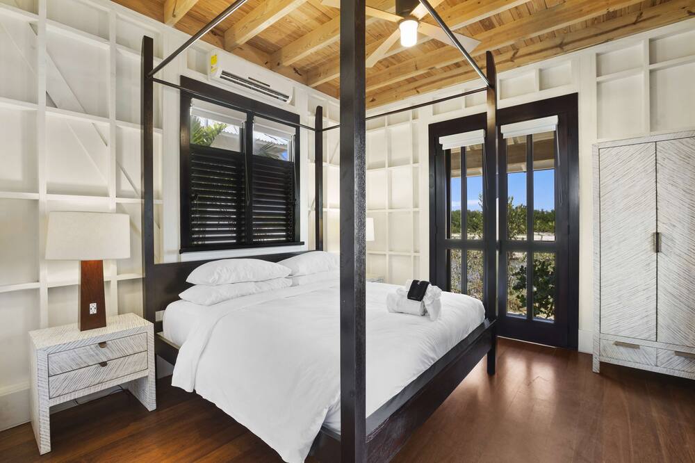 マホガニー ベイ リゾート&ビーチ クラブ キュリオ コレクション バイ ヒルトン 写真