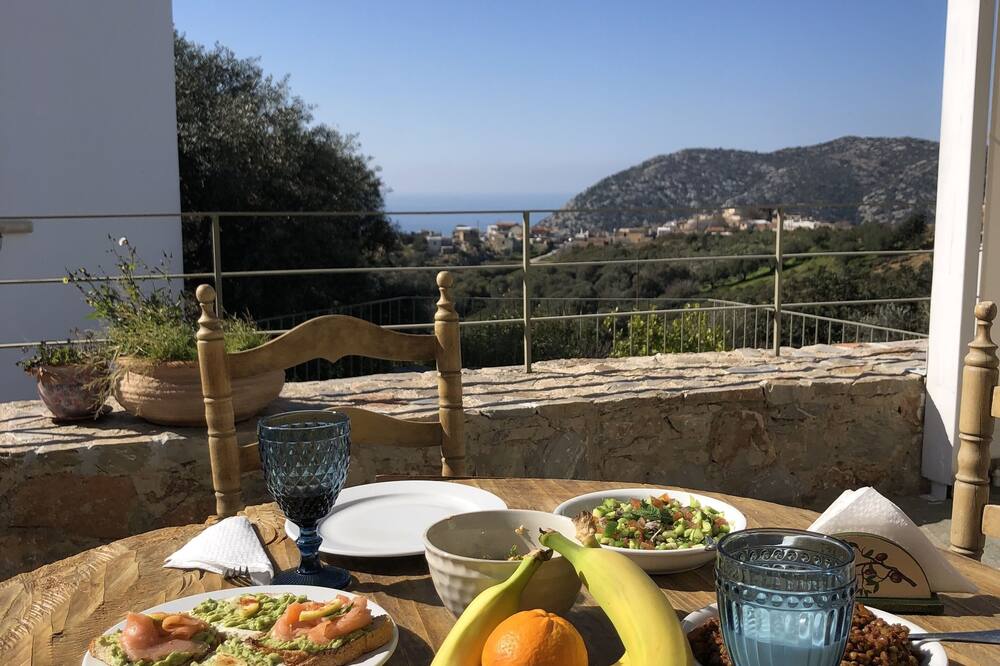 アクラダ モーツアナキス レジデンス 写真