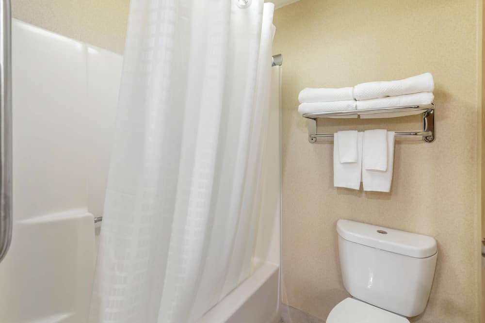 クオリティ イン アット バンゴー モール 写真