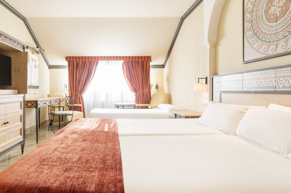 ホテル イルニオン メリダ パレス 写真