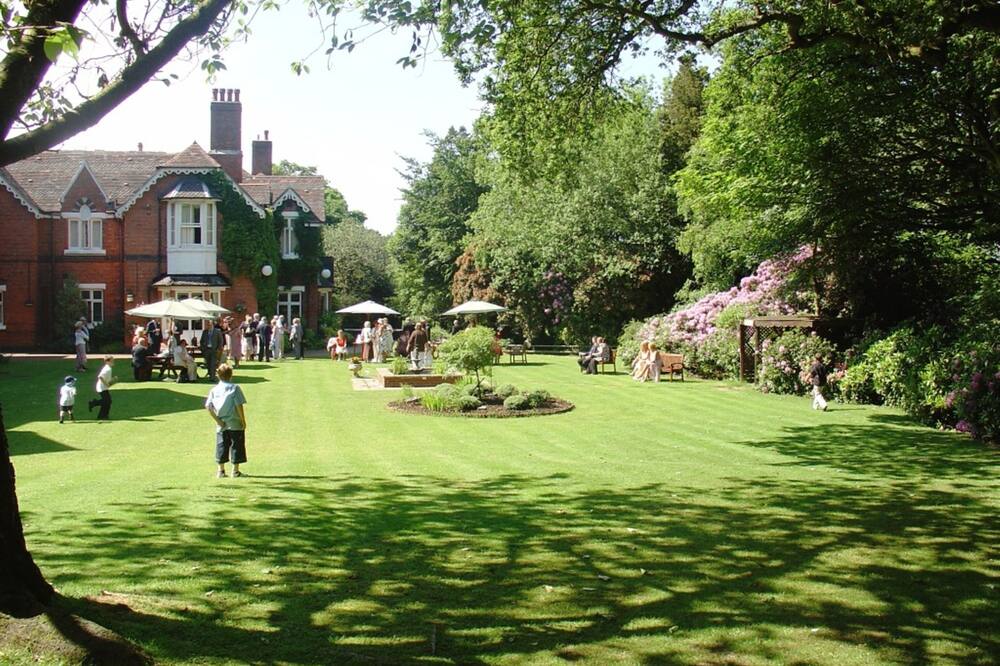 ヒルズコート ホテル 写真