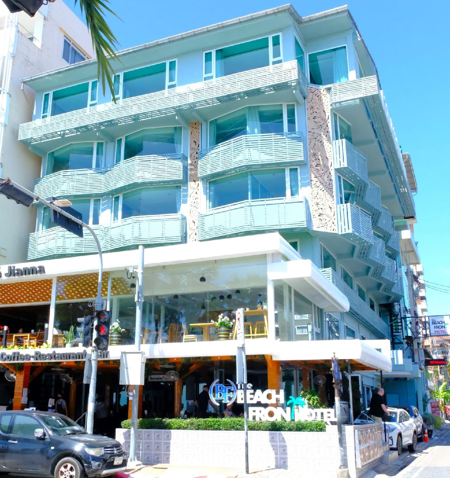 ザ ビーチ フロント リゾート 写真