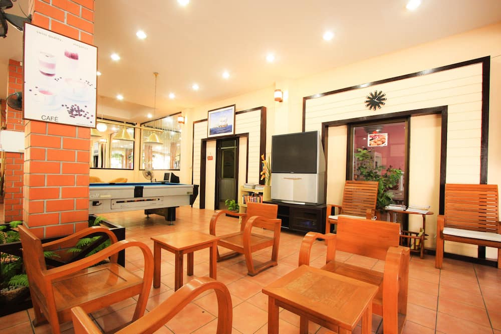 チャバ シャーレー 写真