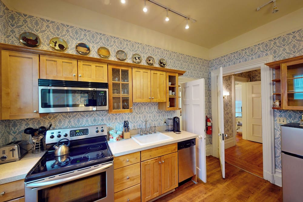 ザ レッド ライオン イン 写真