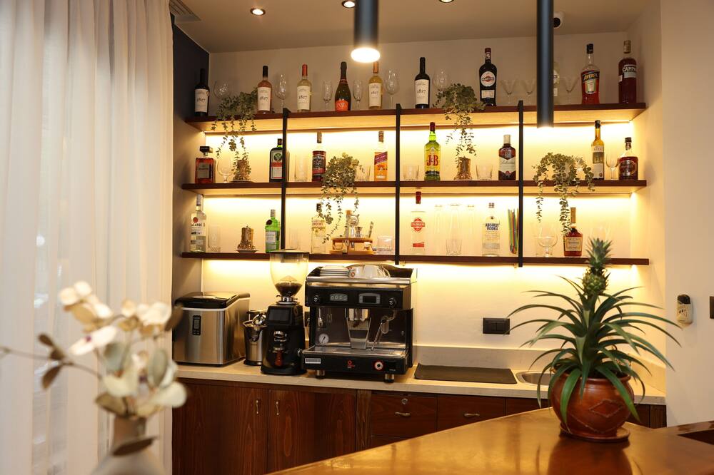 ゼウス エッセンス ブカレスト オペラ 写真